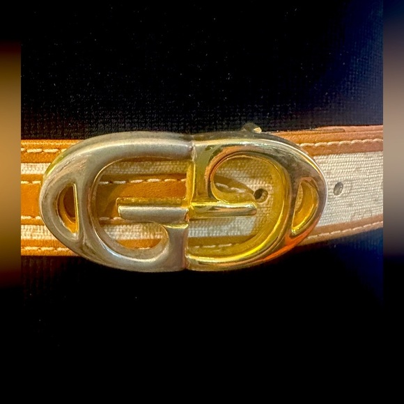 Vintage GUCCI Logo Belt size 75 or 24/0 XS - Picture 1 of 16